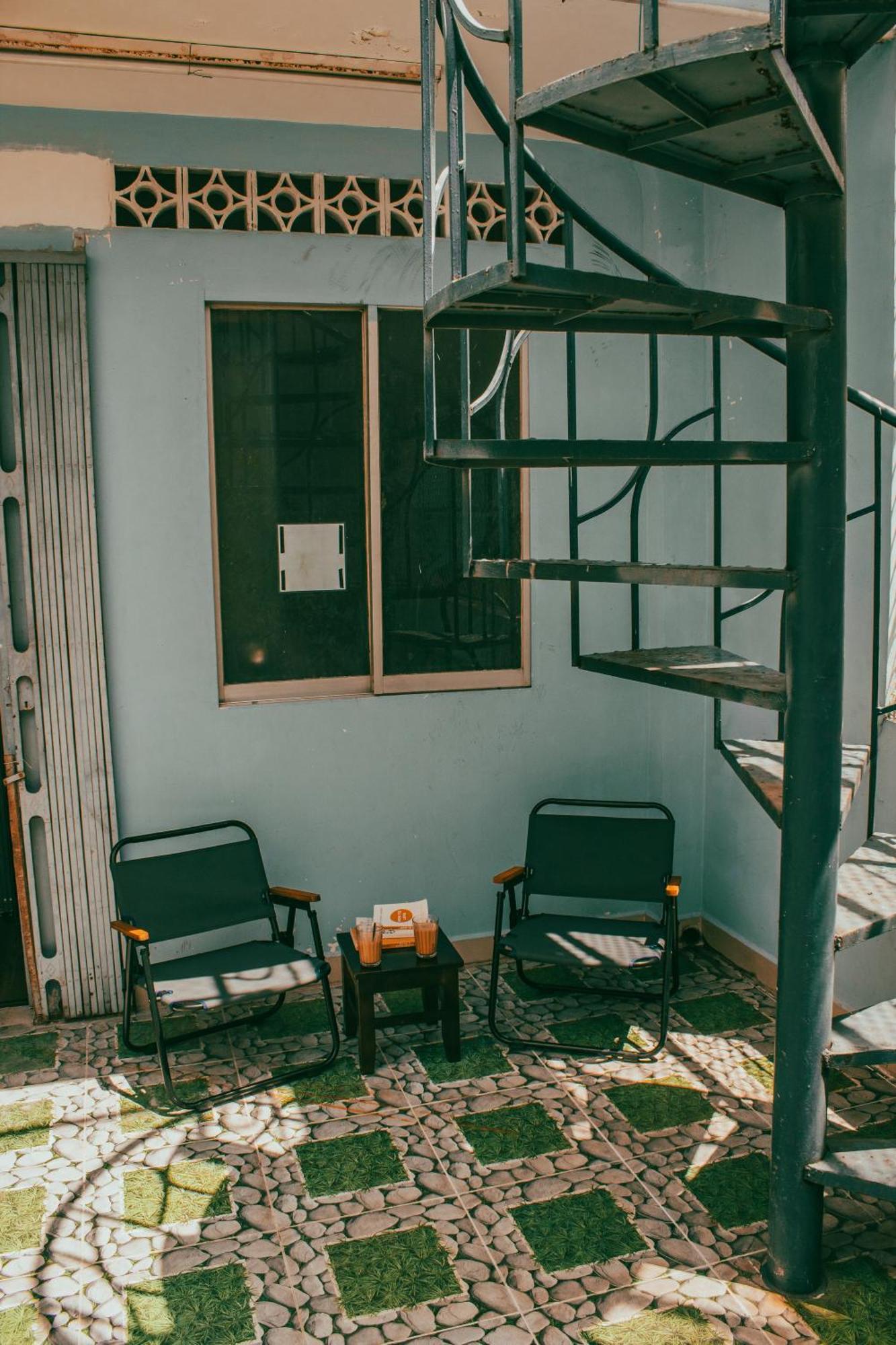 Готель Paulatim House Saigon Хошимін Екстер'єр фото