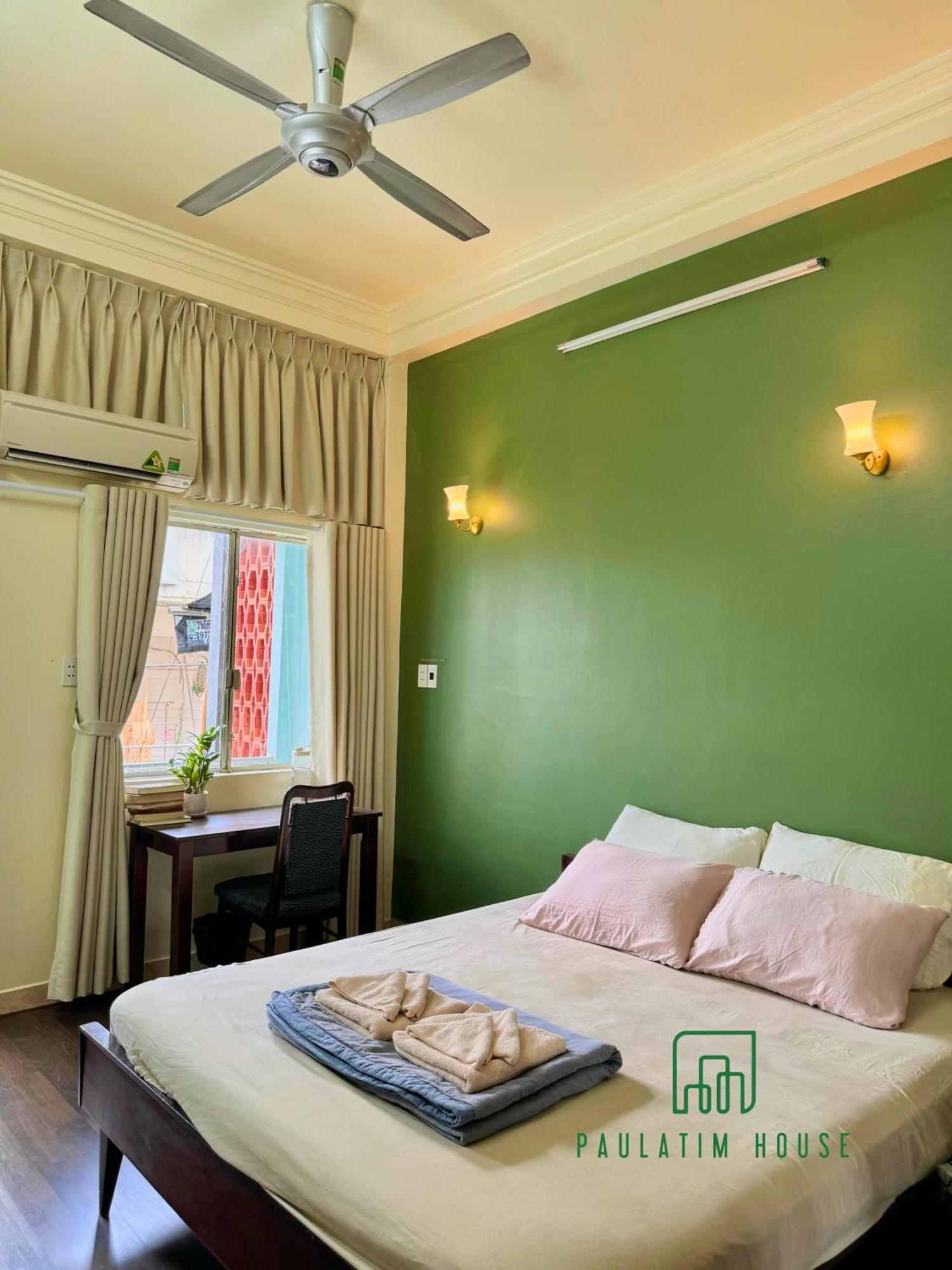 Готель Paulatim House Saigon Хошимін Екстер'єр фото